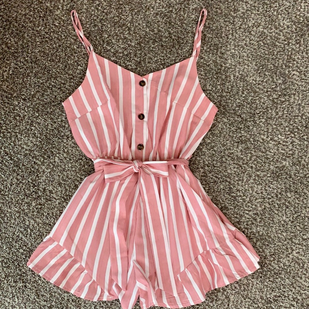 NWOT Striped Ruffled Romper